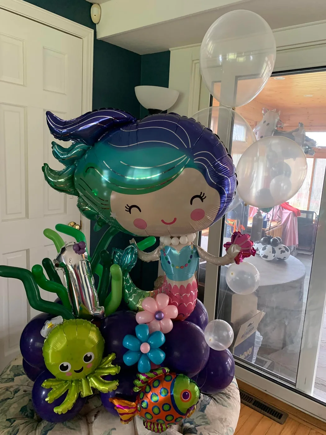 Mermaid pedestal with octopus