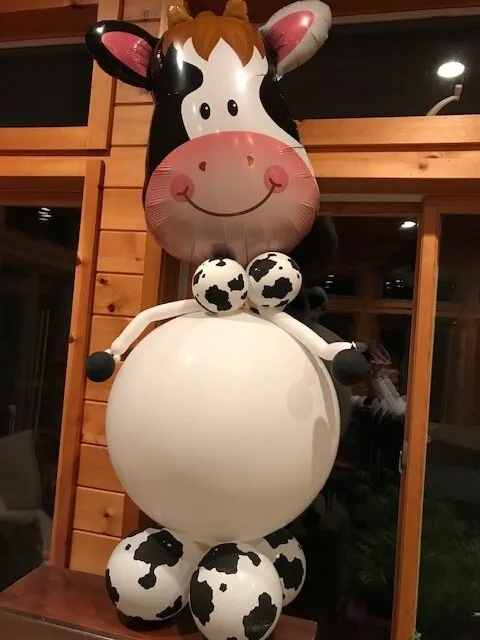 Balloon cow
