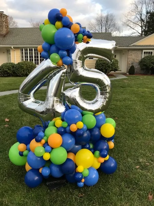 Organic number marquee